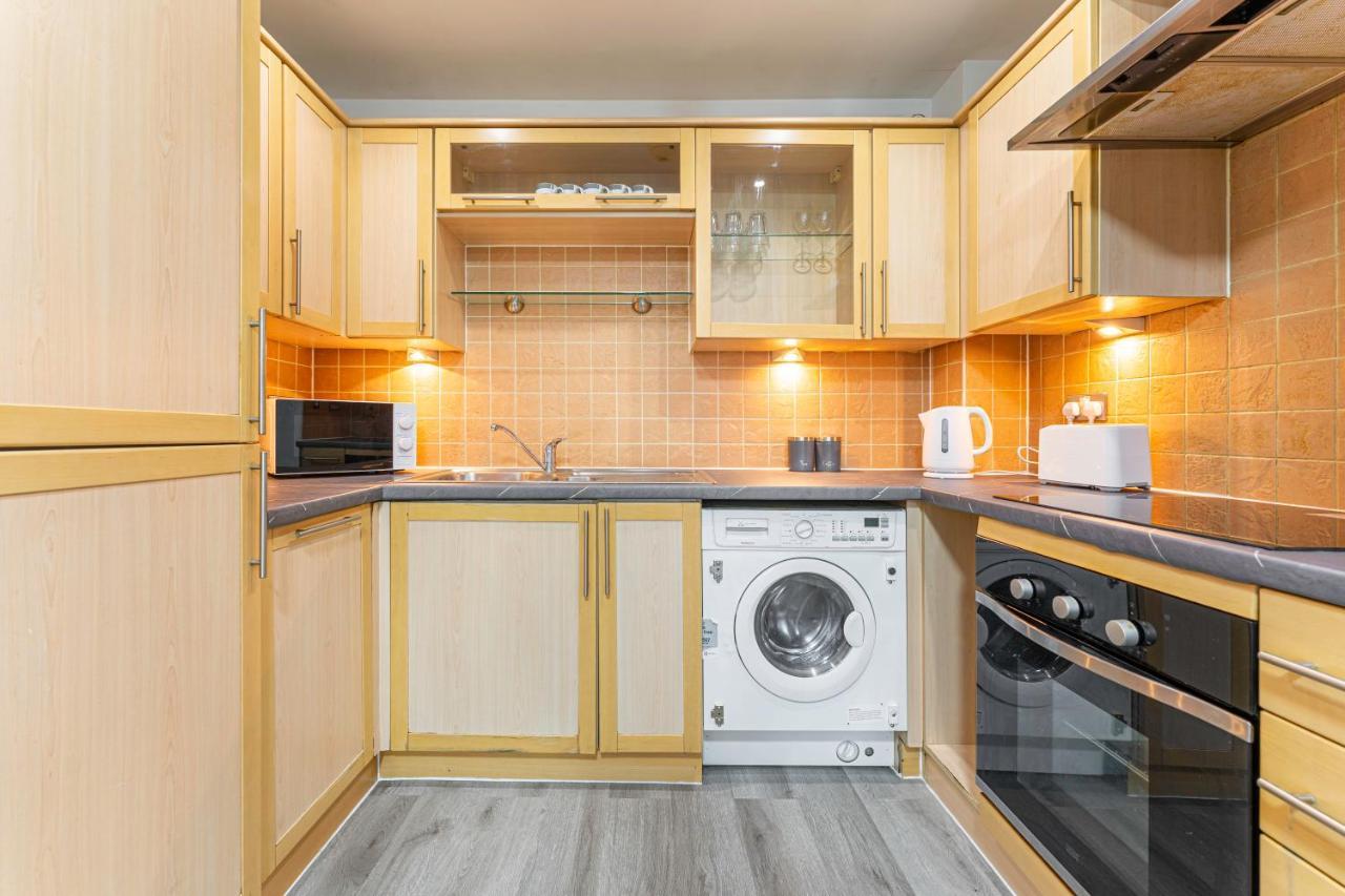 Jkg Property Solutions Presents Cosy City Apartment Ковентри Экстерьер фото