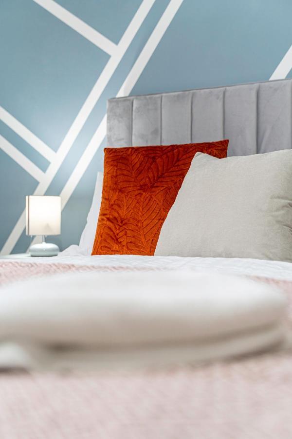 Jkg Property Solutions Presents Cosy City Apartment Ковентри Экстерьер фото